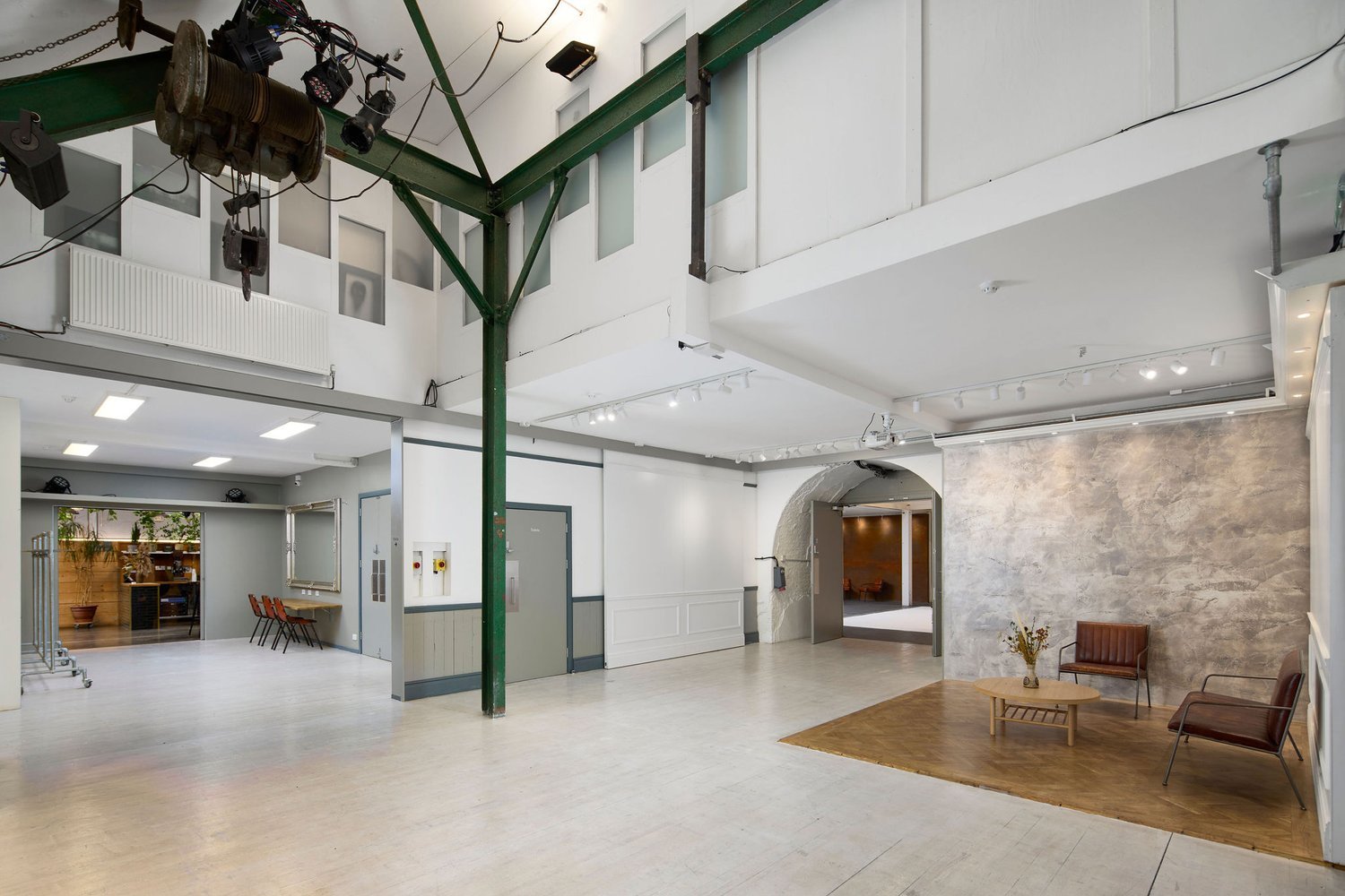 ランドバーグスタジオ Photo Studio Hire Shoreditch | Studio One | White Rabbit — White
